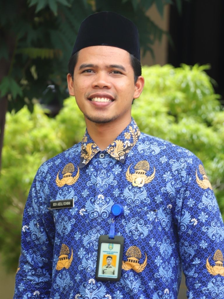 MOH. ABDUL ROHMAN, S.Sos.